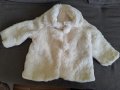 Детско бяло пухкаво палтенце, снимка 1 - Детски якета и елеци - 39306115
