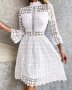 Прекрасна рокля от дантела в бяло, снимка 1 - Рокли - 38567845