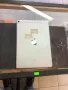 продавам НЕработещ Apple iPad Pro 9.7 (2016) за части, снимка 1