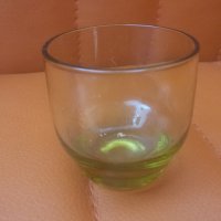 Ракиен комплект от бутилка с тапа, 5 чашки от зелено стъкло, снимка 15 - Чаши - 33174248