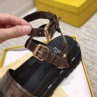 дамски сандали Fendi 35-40 реплика, снимка 1 - Сандали - 33678243