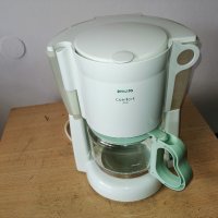 Продавам почти нова кафе машина с кана за 10 кафета Philips, снимка 1 - Кафемашини - 32430488