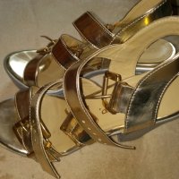 Дамски обувки  Cesare Paciotti , снимка 1 - Дамски обувки на ток - 28989367