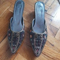 Дамски обувки, снимка 1 - Дамски обувки на ток - 38251535