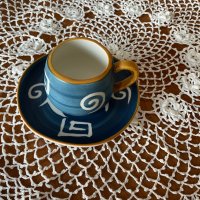 Керамични чашка и чинийка в авторски стил, снимка 1 - Декорация за дома - 43734038