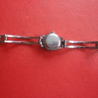 Немски дамски часовник Isoma 17 Jewels Automatic, снимка 5 - Дамски - 43526476