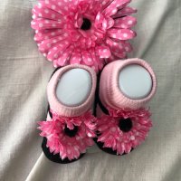 Бебешки чорапи и лента за глава