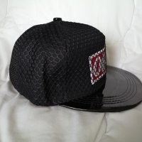 Черна шапка с козирка OBEY реплика, снимка 3 - Шапки - 37099928