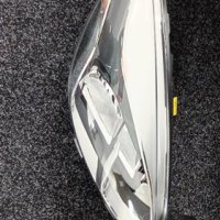 Десен фар Ford Fiesta Halogen Led (къси светлини) година 2018 - 2023 Пълен код L1BB-13E014-AD, снимка 2 - Аксесоари и консумативи - 43861353