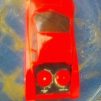 Пластмасова състезателна кола радио на УКВ от 88 до 108 мега херца, снимка 2 - Други ценни предмети - 40110618