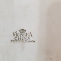 Старинен порцеланов поднос от началото на миналия век- Victoria Cnina Czechoslovakia - 1918 - 1938 г, снимка 6 - Чинии - 40374369