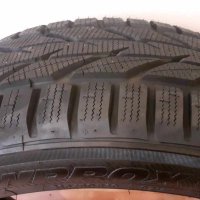 Зимни гуми TOYO 215/50 R18 92V, снимка 2 - Гуми и джанти - 42989588