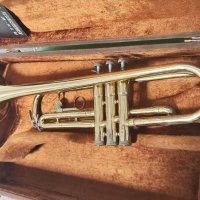 Holton Collegiate Bb Trumpet in Original Case /Made In USA/ Б-тромпет в оригинален куфар - готов , снимка 3 - Духови инструменти - 40181854