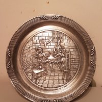 Стара цинкова чинийка 13см Отлична!, снимка 1 - Антикварни и старинни предмети - 27171947
