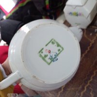 Порцеланов чайник , снимка 2 - Антикварни и старинни предмети - 38535739