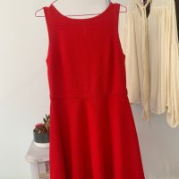 Червена рокля в размер L, снимка 2 - Рокли - 44086185
