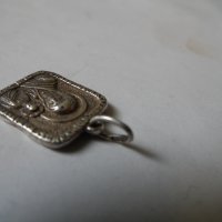 сребърна висулка Богородица, снимка 4 - Колиета, медальони, синджири - 32995335