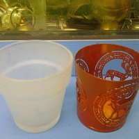 Стара матова чашка с подстакан от метал с еленче, снимка 2 - Други ценни предмети - 38292408