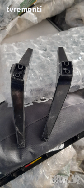 оригинална стойка за телевизор BLAUPUNKT модел BB32E148B, снимка 1