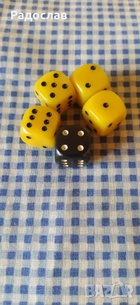 стари бакелитови зарчета, снимка 1