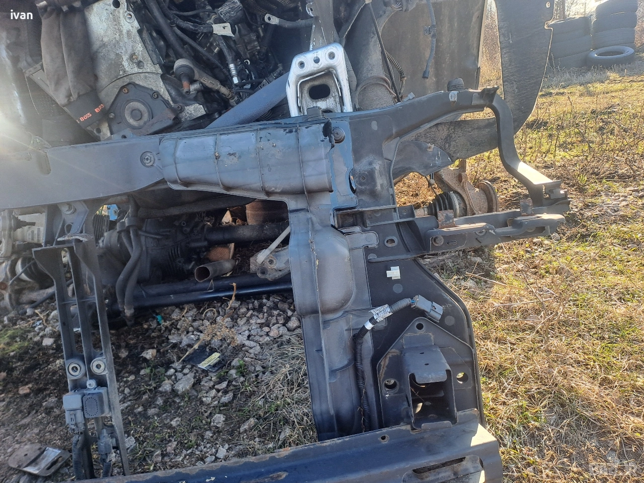 предна маска очиларка греда за Hyundai Tucson , снимка 1