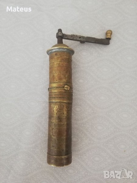 Стара турска ръчна мелница за кафе, снимка 1