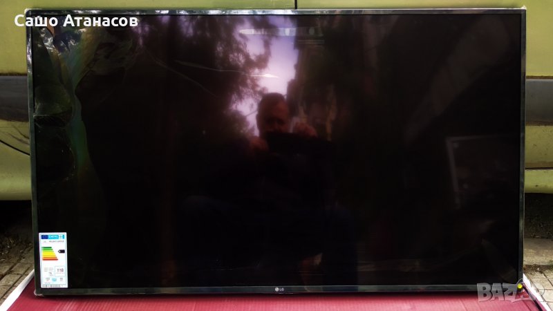 LG 49UM7100PLB със счупена матрица ,EAX67189201 ,EAX68253604(1.0) ,TWCM-K505D ,HC490DGG-SLTLC-A19X, снимка 1