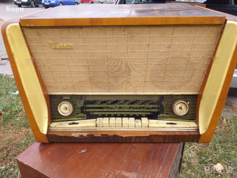 Радиограмофон Латвия(РН-59) 1959г., снимка 1