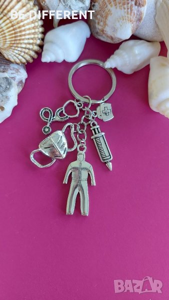 Ключодържател лекар нов модел, снимка 1