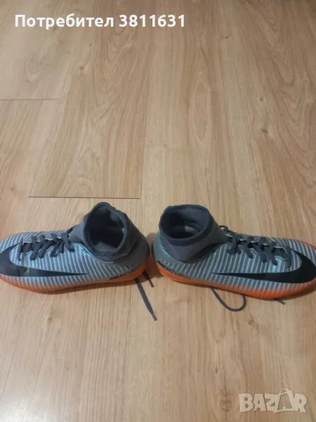 Детски футболни бутонки , снимка 1