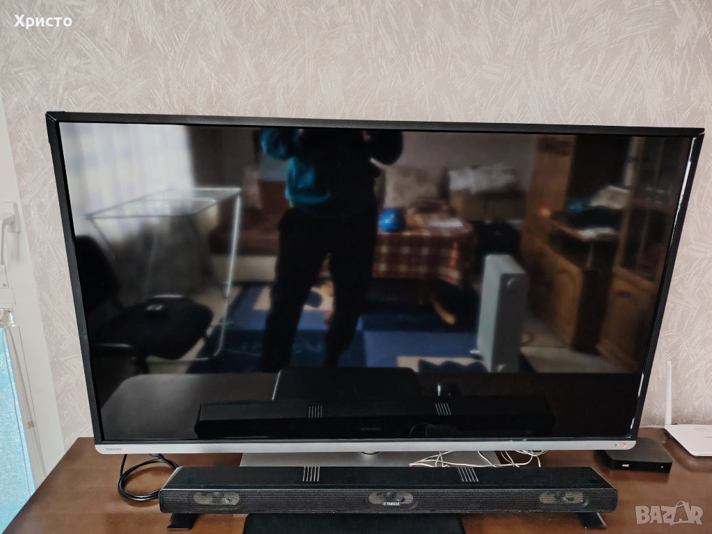 Toshiba 48 инча 3D за фенове , снимка 1