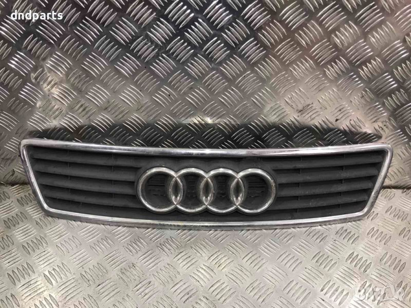 Декоратива решетка Audi A6,1997г., снимка 1