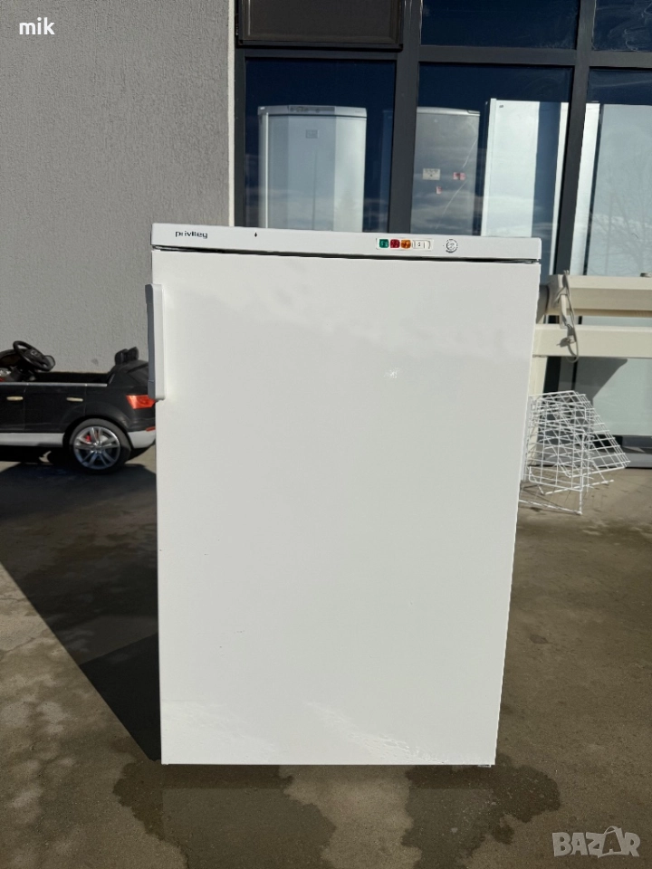 малък фризер Привилег, снимка 1