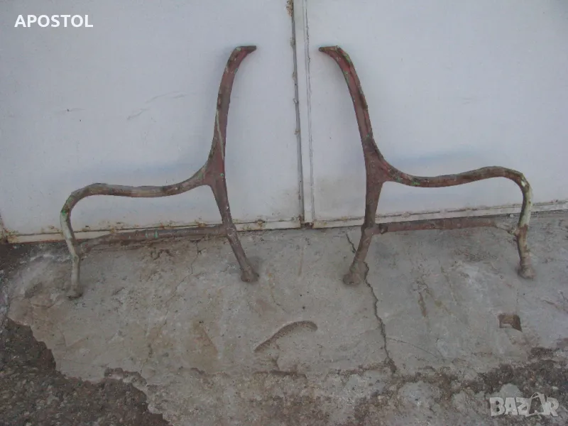 Чугунени крака за пейка , снимка 1