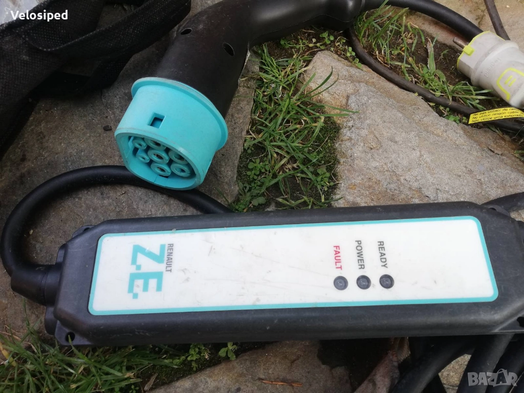 Зарядно за Renault Zoe , снимка 1