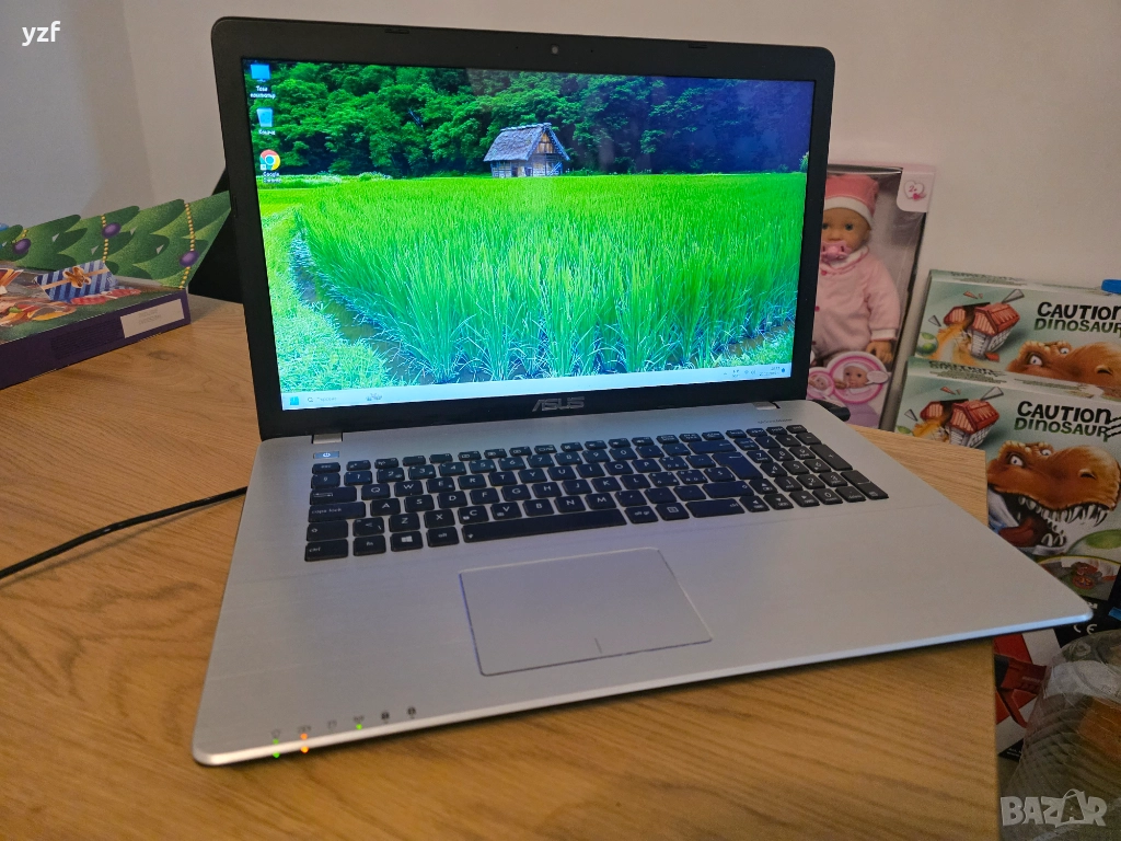 Asus X750j 17,3 инча i7, 8gb ram, снимка 1