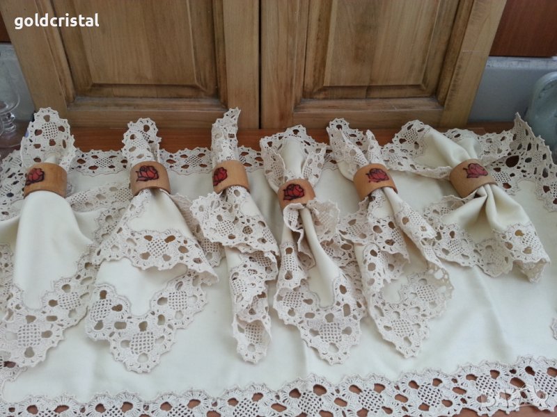 Текстилни салфетки за маса и салфетници , снимка 1