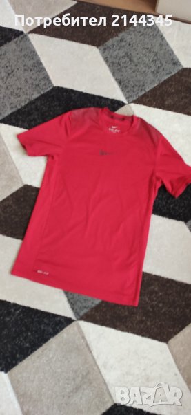 Nike червена тениска размер S, снимка 1