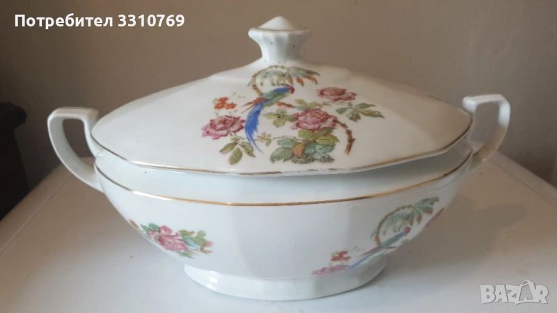 Красив порцеланов супник. , снимка 1