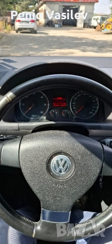 vw touran 1.9 TDI 105, снимка 14 - Автомобили и джипове - 51971464