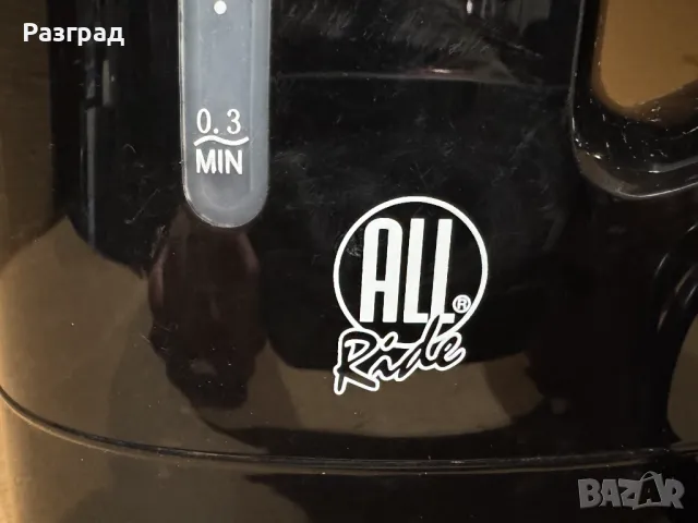 Електрическа кана 1 литър 12 волта за кола, снимка 2 - Аксесоари и консумативи - 48715857