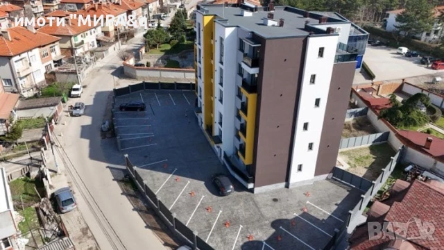 🔑 НАДЗЕМНИ ПАРКОМЕСТА В НОВА ЛУКСОЗНА ЖИЛИЩНА СГРАДА С АКТ 16, В КВ. МАКЕДОНСКИ, ГР. ХАСКОВО, снимка 3 - Гаражи и паркоместа - 51119144