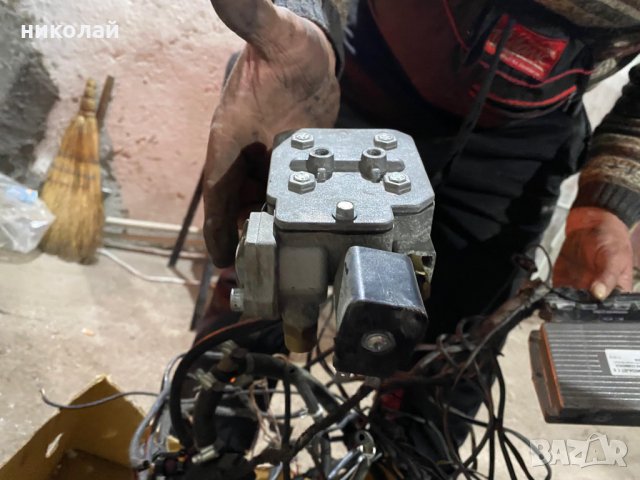 газов инжекцион за 6 цилиндъра, снимка 9 - Части - 27546423