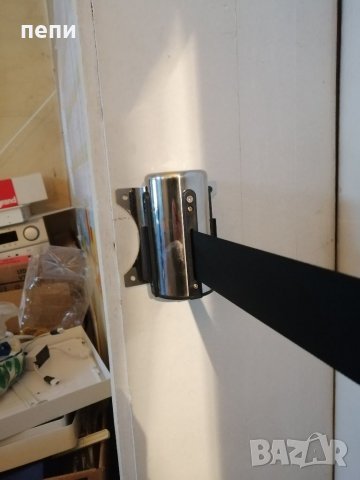 Бариера лента за стена