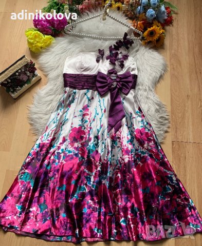 Сатенена рокля с цветя, снимка 1 - Рокли - 43462449