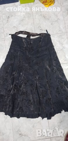 Продавам елегантна тъмнокафява пола