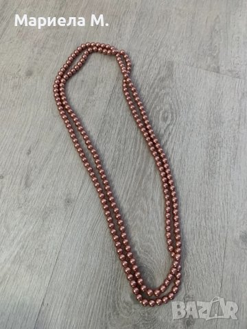 Дълго колие от изкуствени перли