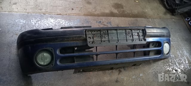 Предна броня за Renault Clio II, снимка 2 - Части - 43555715