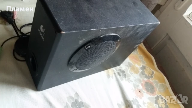 Стерео система Logitech S-220, снимка 2 - Тонколони - 50953827