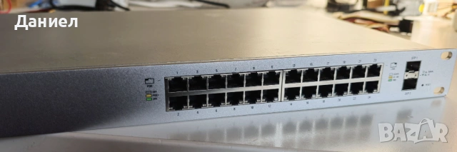 24 портов PoE switch Ubiquiti Unifi US-24-500W, снимка 2 - Суичове - 53152807